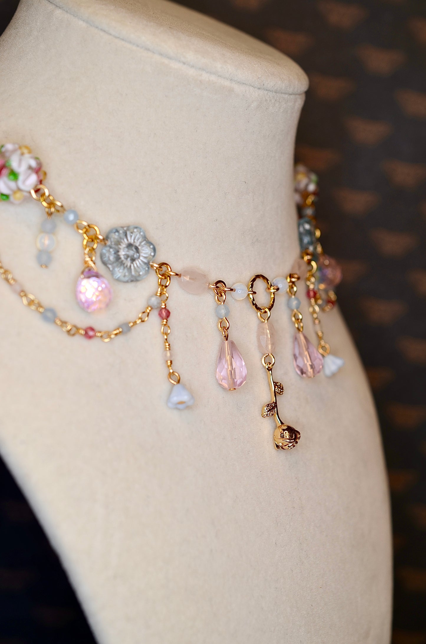 Petals in the Snow ❅ Necklace