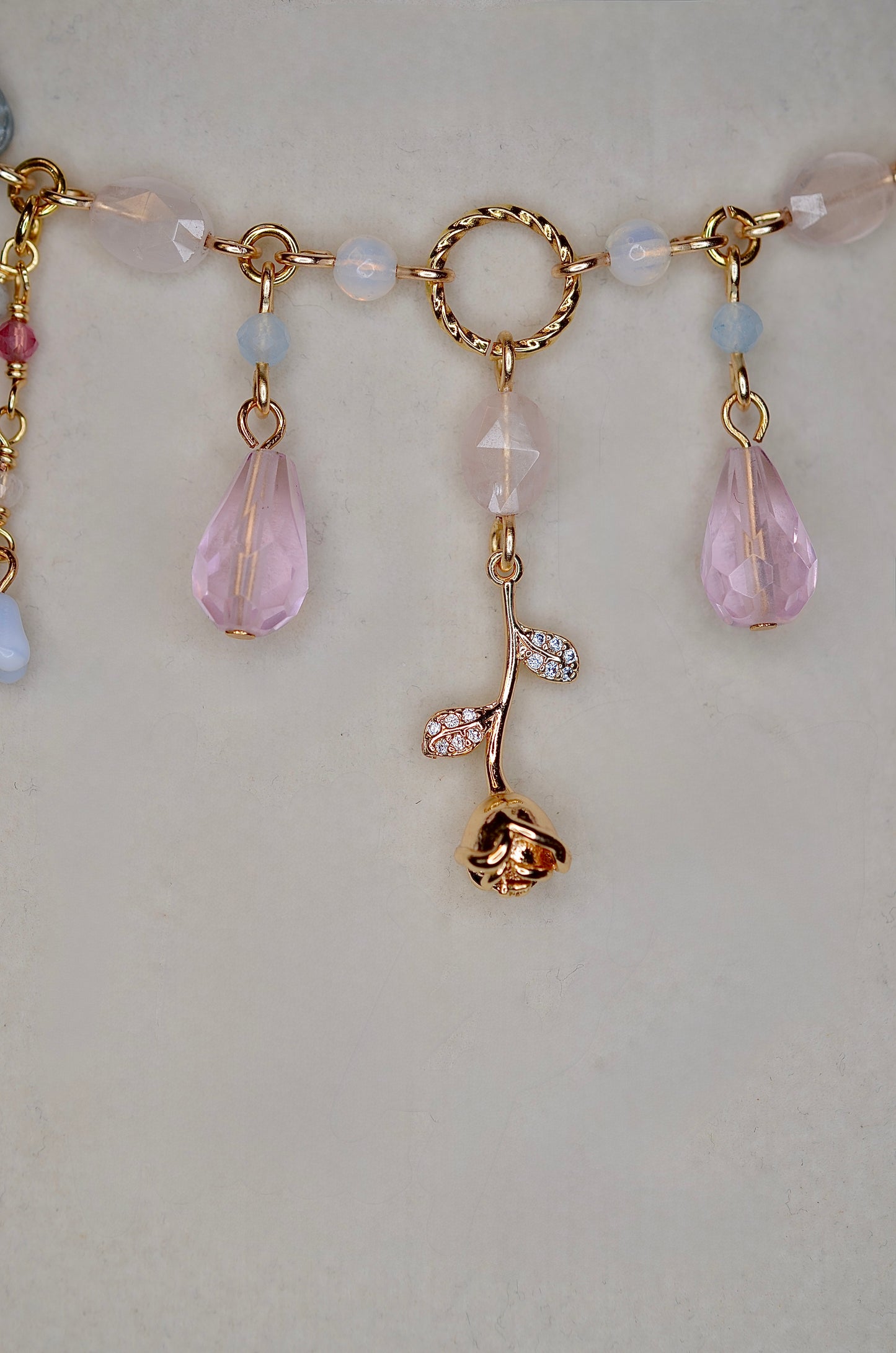 Petals in the Snow ❅ Necklace